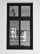 Posuvné nárazové okná